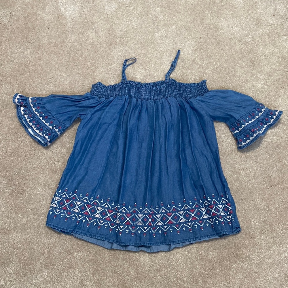 Epic Threads, size L, girls off the shoulder top